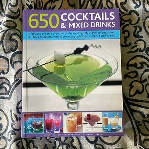 650 Cocktails and Mixed Drinks